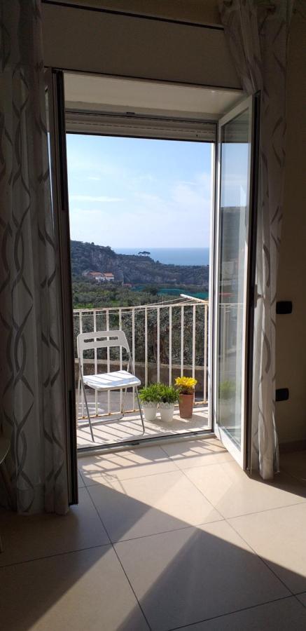 Apartment Regina Giovanna Sorrento Eksteriør billede